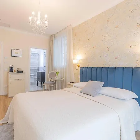 Guest house Crys: Rooms, Holiday, Business Verona