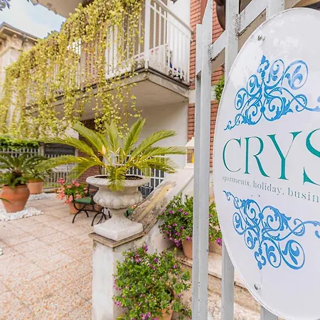 Crys: Rooms, Holiday, Business Guest house