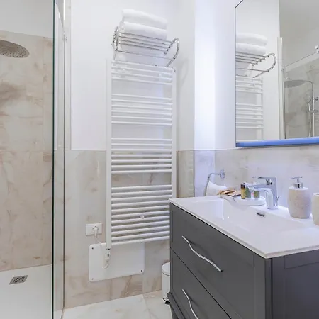 Crys: Rooms, Holiday, Business Affittacamere Verona