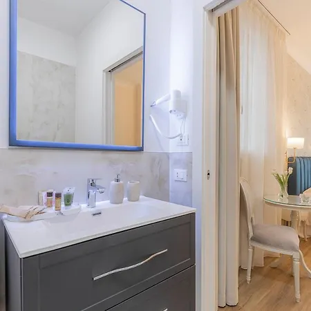 Crys: Rooms, Holiday, Business Affittacamere *